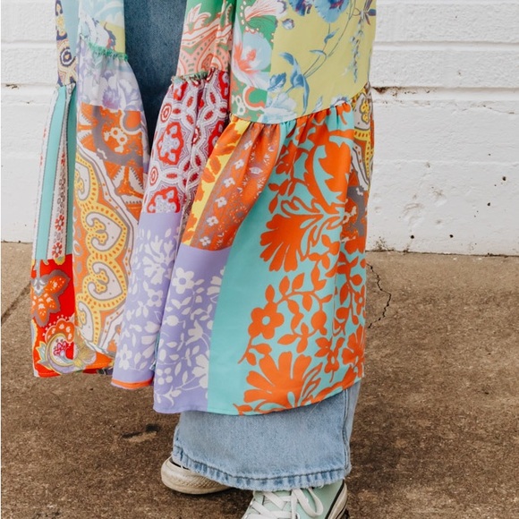 Splendor Kimono made in Guatemala - $92 - Picture 4 of 11